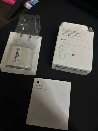 Fonte original USB-C para iPhone 