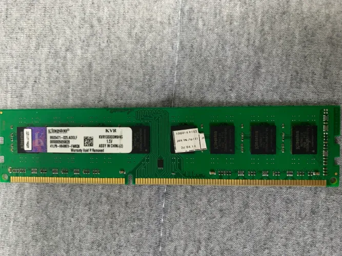 Kit 16 GB DDR3 Desktop (3× Kingston 1333 MHz + 1× SK Hynix 1600 MHz)