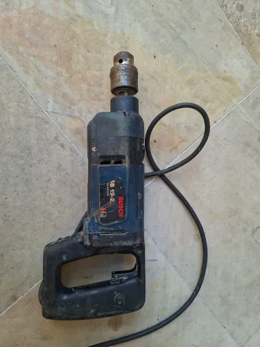 FURADEIRA BOSCH 127 VOLTS