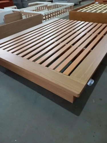 CAMA DE CASAL ESTILO JAPONÊS FREIJÓ - R$ 899,99 À VISTA