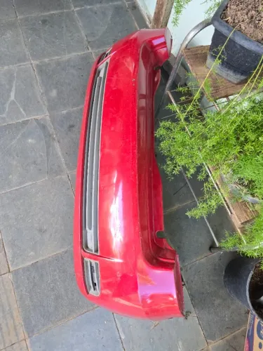 Para choque traseiro de Fiat Pálio.