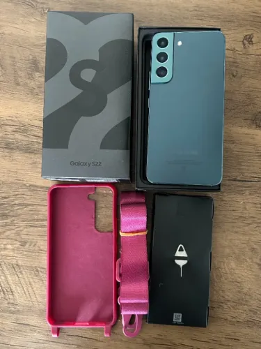Samsung Galaxy S22 256GB 5G 8GB RAM - Impecável, com Caixa e NF