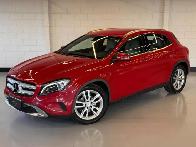 Mercedes-Benz GLA 200 Adv. 1.6/1.6 TB 16V Flex Aut. 2015