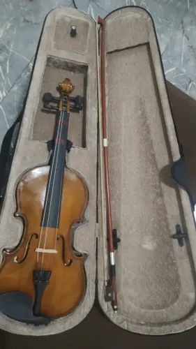 VIOLINO DOMINATE 4/4 - R$ 300,00