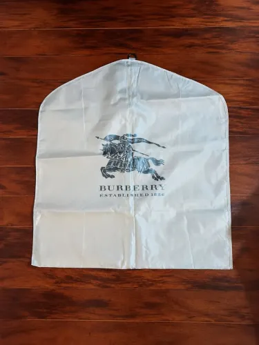 Capa Protetora Burberry Original Nova, Sem Uso