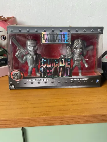 Coringa e Alerquina METAL