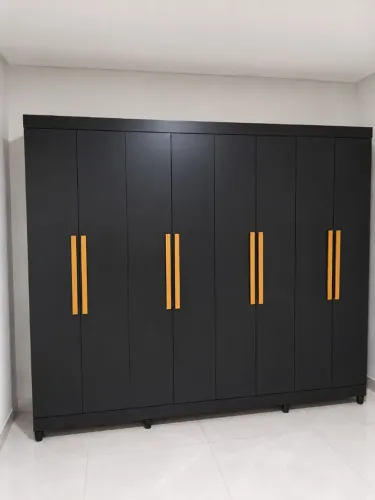 Guarda roupa Paris 8 portas - Preto 
