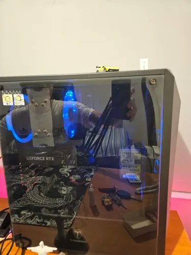 Pc Gamer Ryzen 5 3600 e RTX 5060 MSI