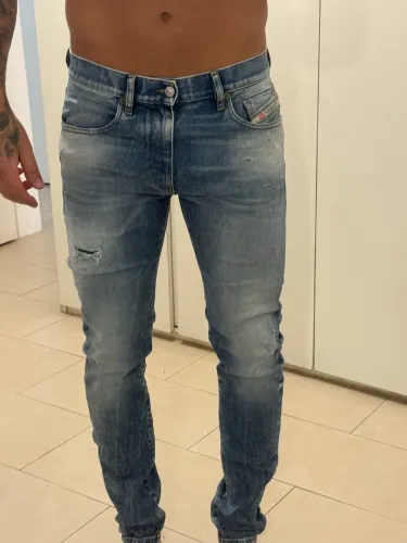 Calça Diesel 31 The-Strunk Nova 