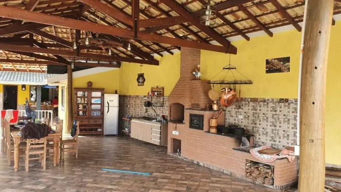 Casa a venda localizada em Sapucaí-Mirim - MG