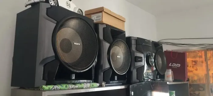 Som mini system Sony GPX5 900w + Controle Aparência De Novo