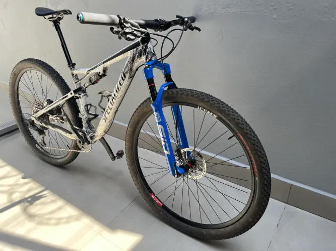 Specialized full alumínio aro 29