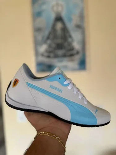 Sapatilha Puma Ferrari
