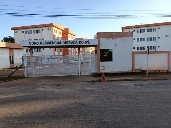 Aluga-se apartamento 