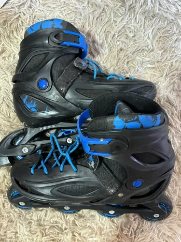 Patins azul 38 a 41 conservado