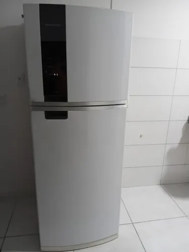 Brastemp Inverse Frost Free BRE57 ? cerca de 443L/447L.