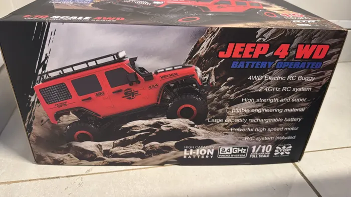 BRINQUEDO CARRINHO DE CONTROLE REMOTO A BATERIA