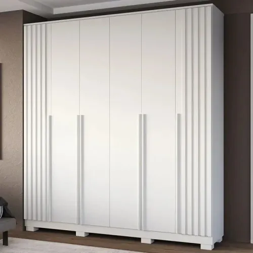 Roupeiro Jamile 6 portas R$2299,00