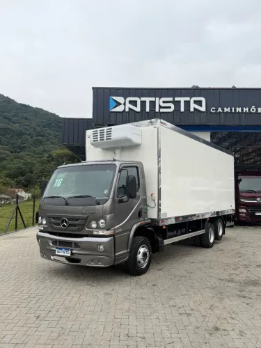 Mb 1316 2016 Bau refrigerado gancheiro