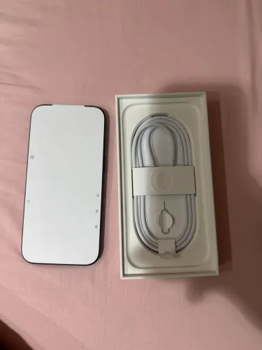 Vendo iPhone 16 128gb