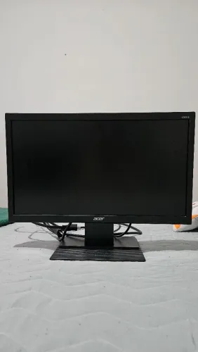 Monitor Acer V206HQLB 19,5" LED HD HDMI/VGA (Usado em Ótimo Estado)