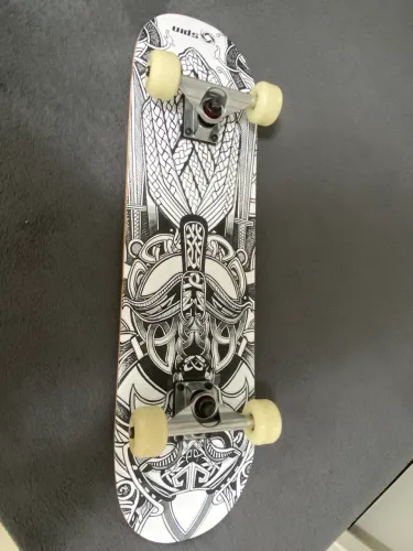 Skate Padrão Centauro 80cm