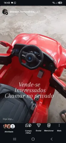 Carro elétrico infatil