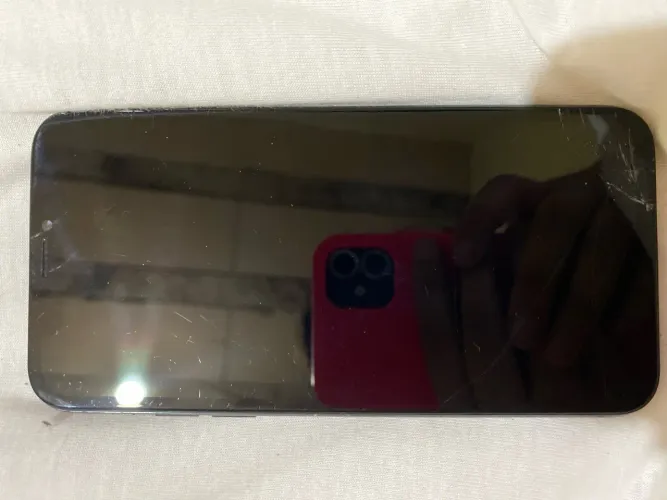 Celular para retirada de peças mais funcionando
