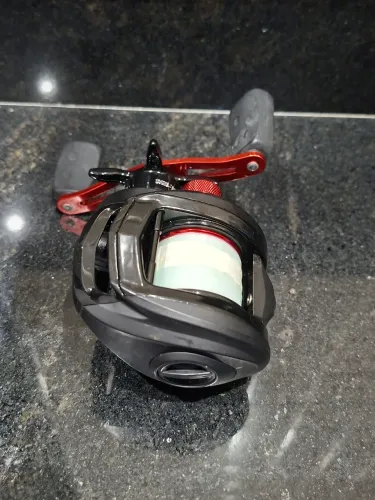 Carretilha Black Max 6.4