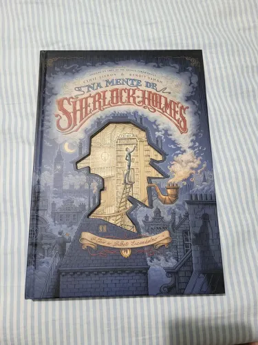 Na mente de Sherlock Holmes - Pipoca e Nanquim
