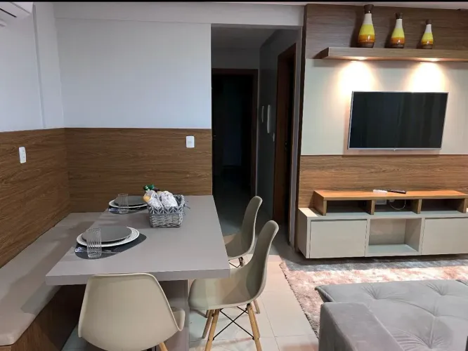 Apartamento à venda em Rio Verde com localização privilegiada, cômodos amplos e 2 quartos