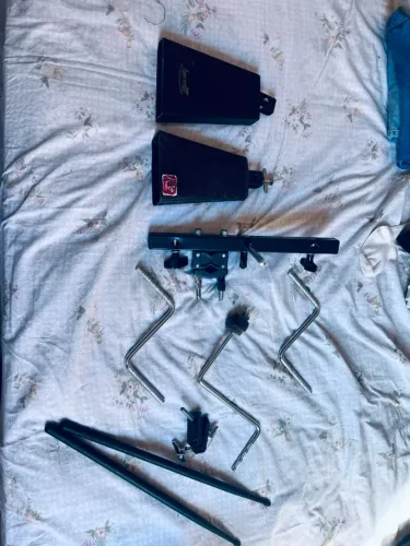 Kit para Baterista: Cowbells, Suportes e Baquetas de Brinde (Usado)
