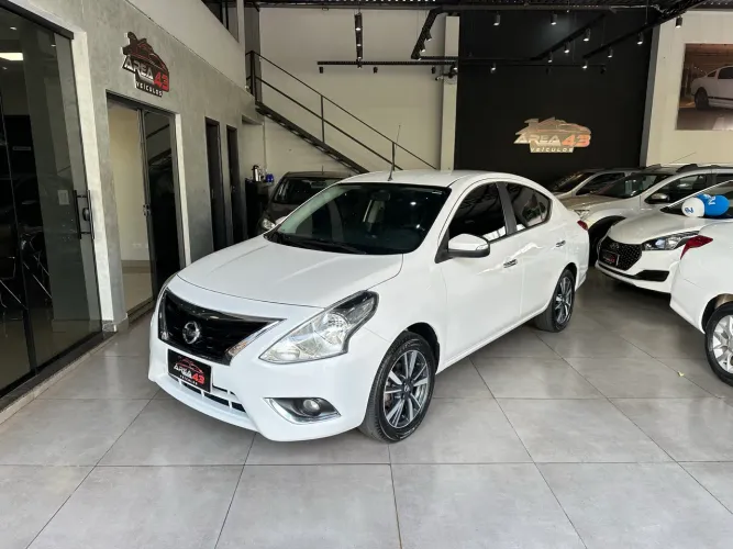 Nissan Versa SL 1.6 16V Flexstart 4P Aut. 2019