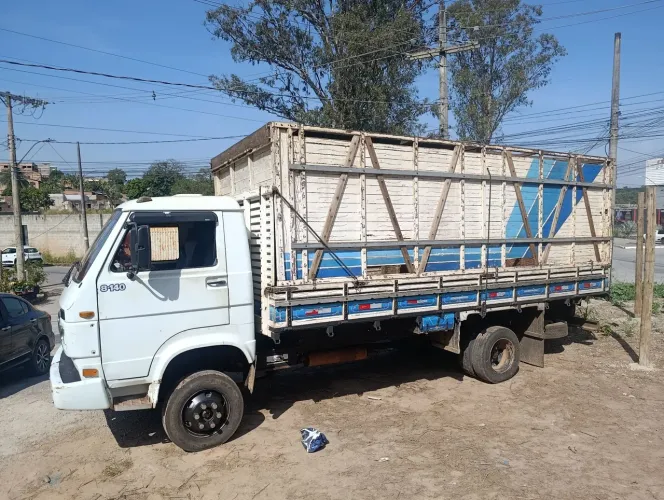 8 140  com gaiola boiadeira 