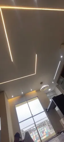 Rebaixo drywall . Piso vinílicos e iluminação 