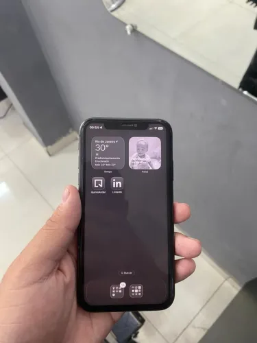 iPhone 11