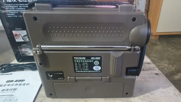 Rádio TECSUN GR-88P... ZERADO.