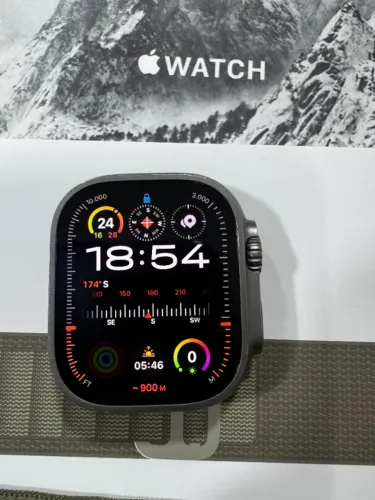 Apple Watch Ultra 2 - GPS e Celular - Titanium 49mm (Apenas Venda)