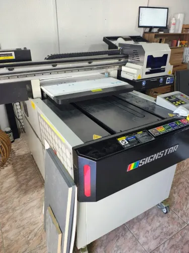 Impressora UV Signstar