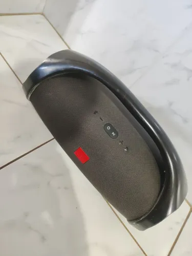 JBL Boombox 1