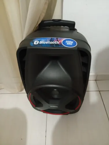Vendo duas caixas de som Mondial 500w