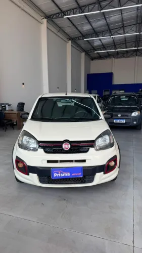 Fiat Uno Sporting 1.3 Flex 8V 5P 2017