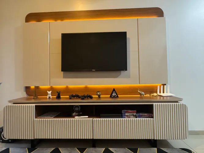 Estante Completa para Sala: Painel + Rack Ripado com LED