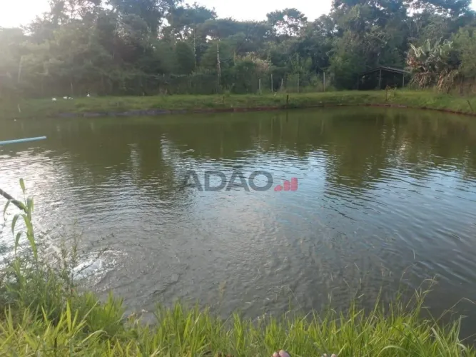 Chácara Completa com Piscina, Lago de Peixes e Estrutura Produtiva  19.000 m² Chácara à Ve
