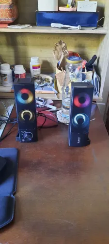 Vendo TV LG 43 smart com defeito para tirar peças+ 2 roteadores+ caixas  para PC + teclado