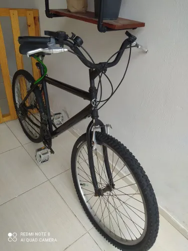 Bicicleta 18 marchas aro 26