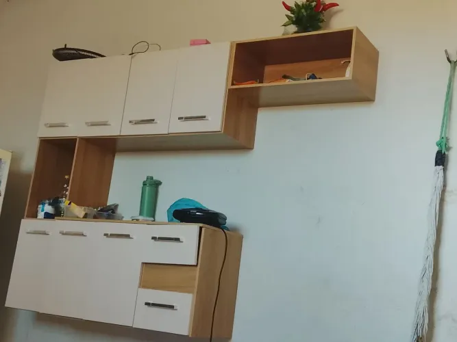 Vendo armário