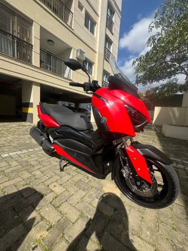 Yamaha Xmax 