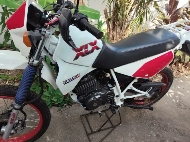 Vendo XLX R 350 ano 1989