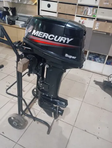 Motor Mercury 15HP